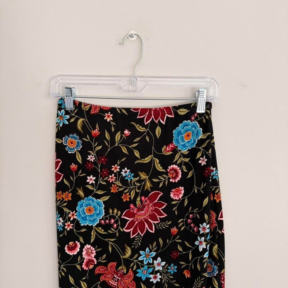 BCBGMaxAzria Black Floral Midi Skirt with Red & Blue Flowers - Picture 3 of 6